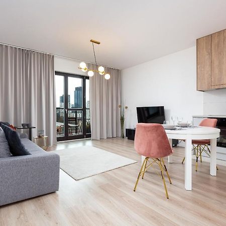 Metro Plocka Exquisite Apartments By Noclegi Renters Warschau Buitenkant foto